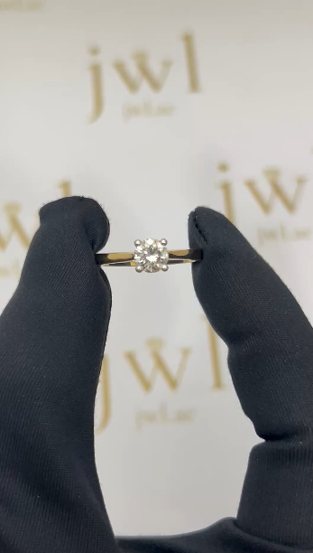 0.71 Carat Round Lab-Grown Diamond Heart-Prong Solitaire Engagement Ring in 18K Yellow Gold