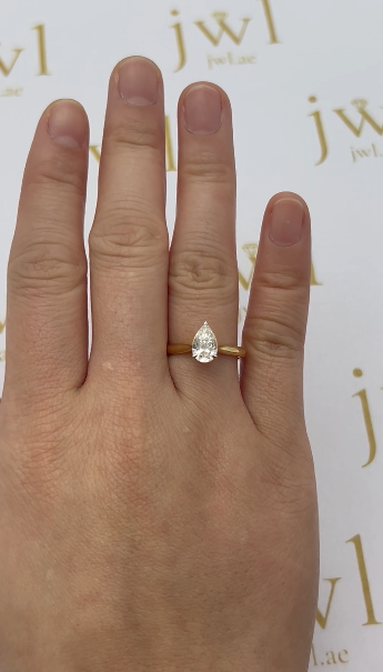 1.01 Carat Pear Lab-Grown Diamond Classic Solitaire Engagement Ring in 18K Yellow Gold