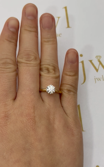 1.06 Carat Round Lab-Grown Diamond Tiffany Solitaire Engagement Ring in 18K Yellow Gold