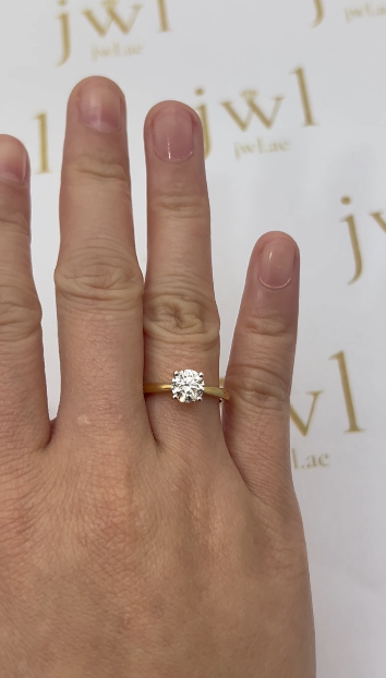 1.06 Carat Round Lab-Grown Diamond V-Shape Solitaire Engagement Ring in 18K Yellow Gold