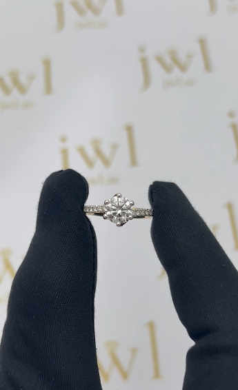 1.07 Carat Round Lab-Grown Diamond Twisted Pavé Engagement Ring in 18K Yellow Gold