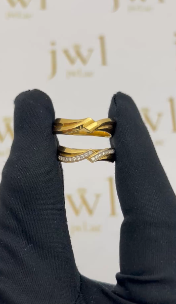 Glittering Union Lab-Grown Diamond Wedding Band in 18K Yellow Gold