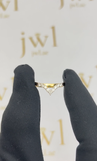 The Glory Lab-Grown Diamond Ring in 18K Yellow Gold
