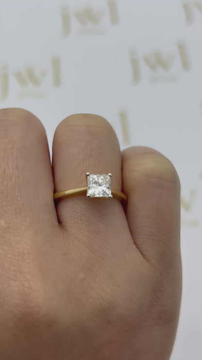 1.04 Carat Princess Cut Lab-Grown Diamond Classic Solitaire Engagement Ring in 18K Yellow Gold