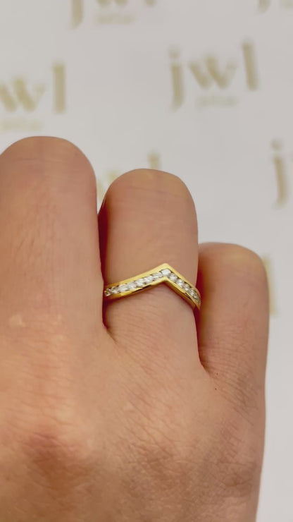 V Shape Eternity Lab-Grown Diamond Ring in 18K Yellow Gold