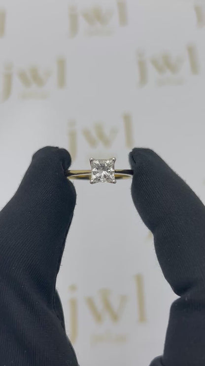 1.04 Carat Princess Cut Lab-Grown Diamond Classic Solitaire Engagement Ring in 18K Yellow Gold