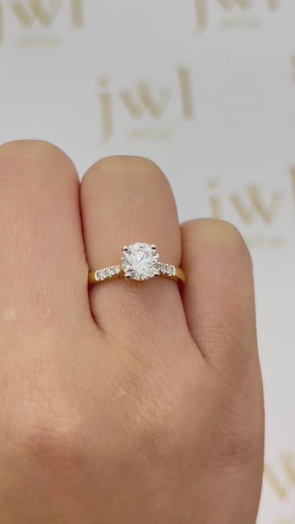 1.03 Carat Round Lab-Grown Diamond Astra Solitaire Engagement Ring in 18K Yellow Gold