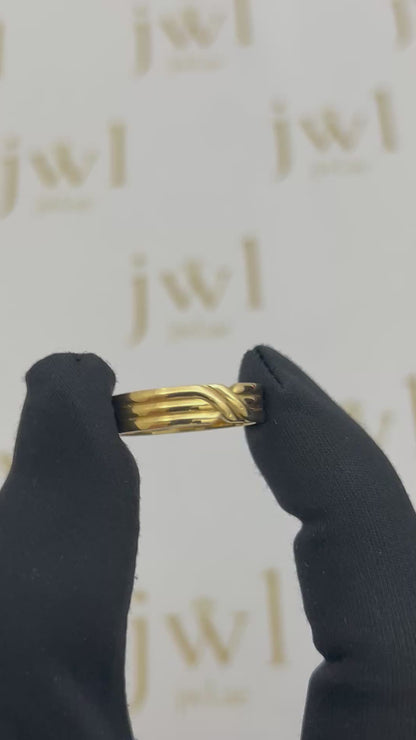 Twisted Diamond Lab-Grown Diamond Wedding Band in 18K Yellow Gold